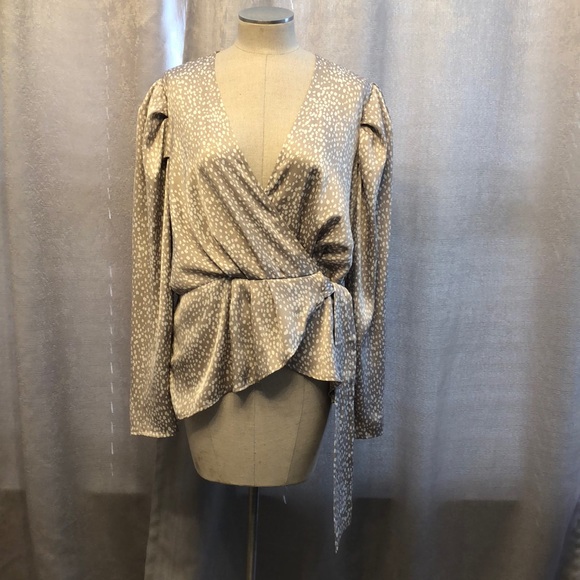 Express Top - Picture 1 of 7